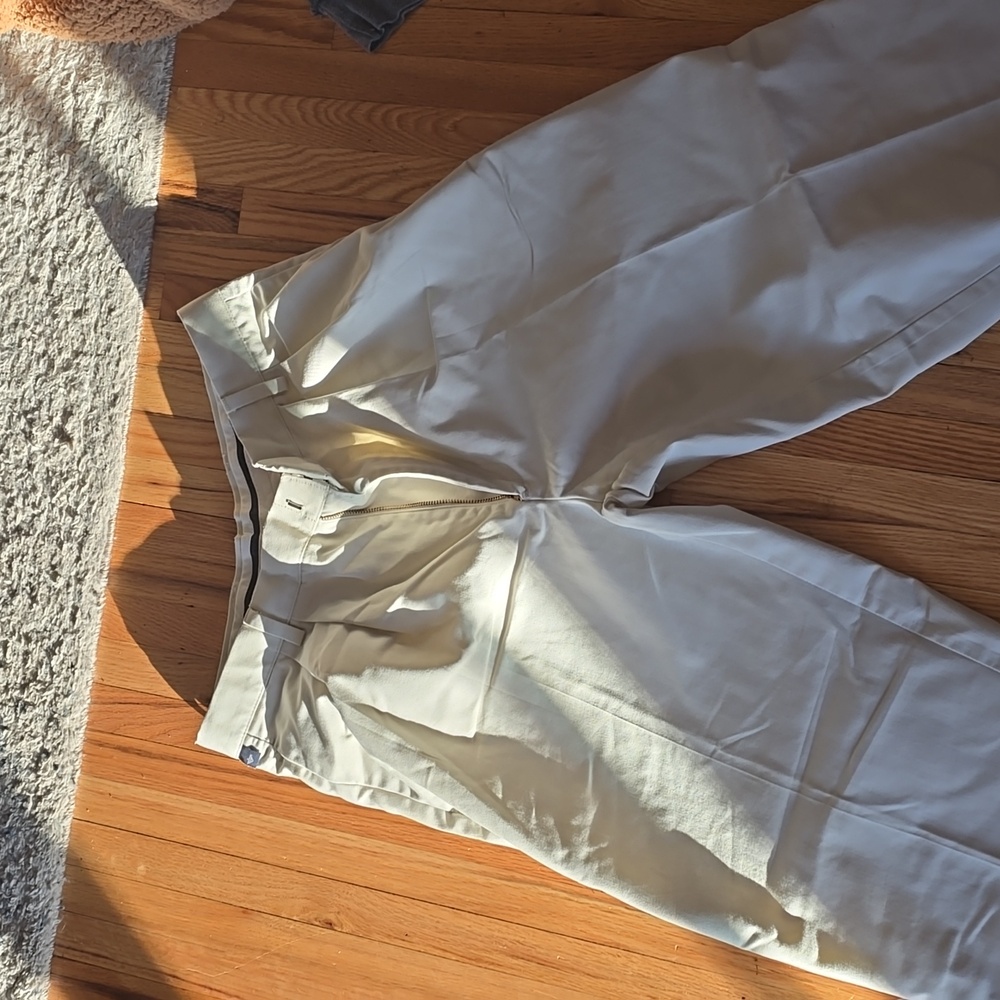 Men's khakis